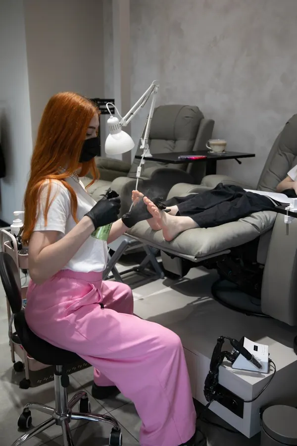 CRYSTAL Nail Studio — pedicure